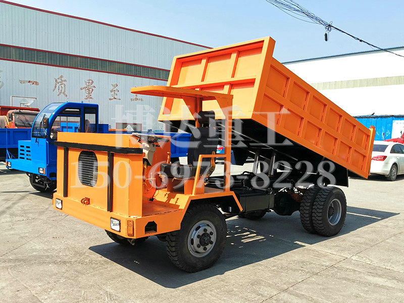 礦用四不像車要經(jīng)常對柴油機(jī)進(jìn)行定期的檢查